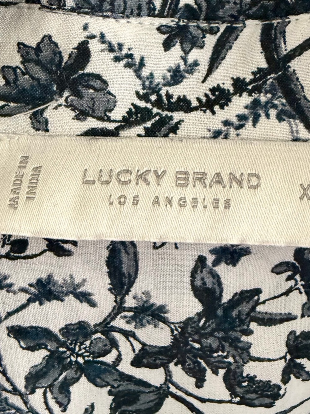 Lucky Brand White Blouse with Navy Floral Print - Picture 2 of 3